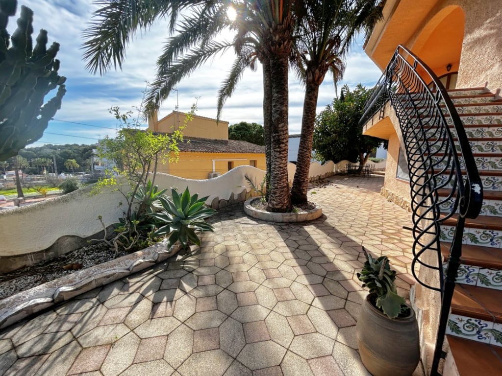 Increïble Villa amb vistes al mar per reformar a Moraira – Gran oportunitat d'inversió - 4