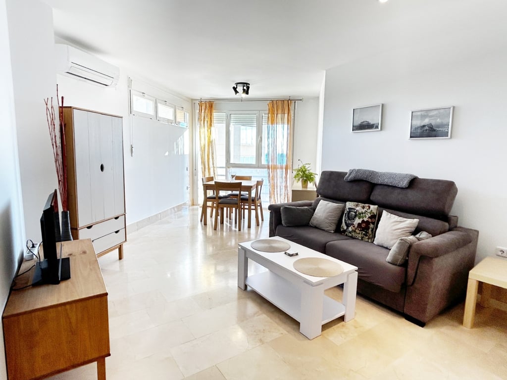 Exclusivo apartamento en venta en primera línea de la playa La Fossa de Calpe con increíbles vistas al mar - 2