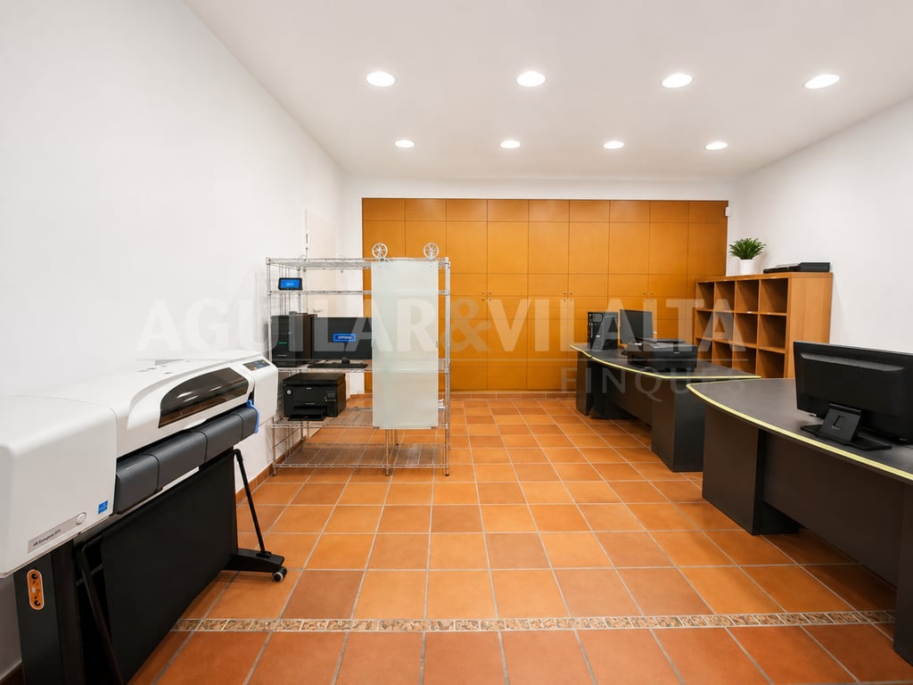 LOCAL COMERCIAL DE MÁS DE 500 M² EN EL CENTRO DE GRANOLLERS - 12