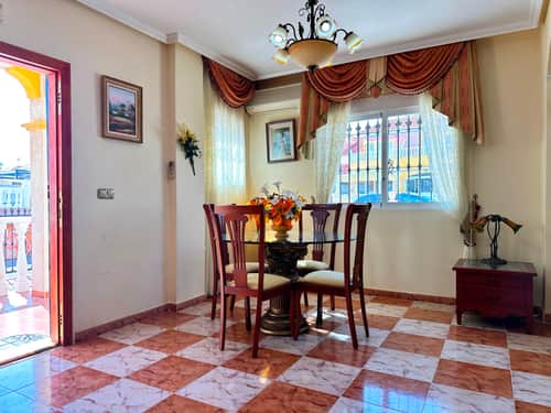 Rijwoning met 2 slaapkamers in Orihuela Costa — foto 10