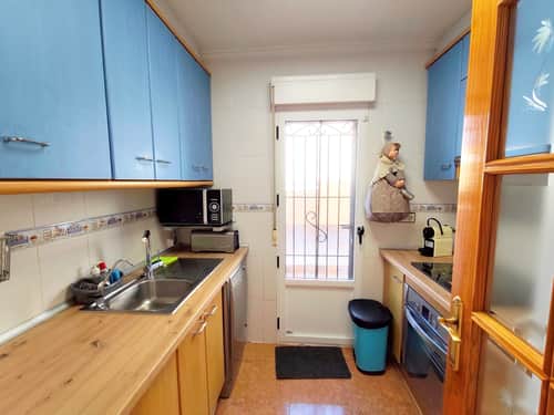Rijwoning met 6 slaapkamers in Los Altos — foto 7