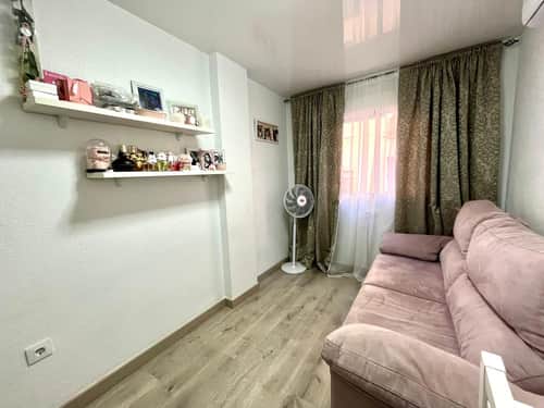 Appartement met 4 slaapkamers in Torrevieja — foto 19