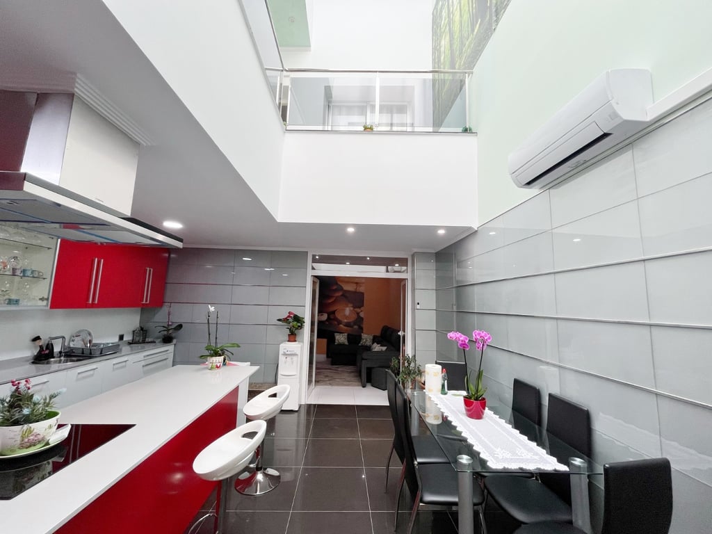 Property #RH20315 - 9