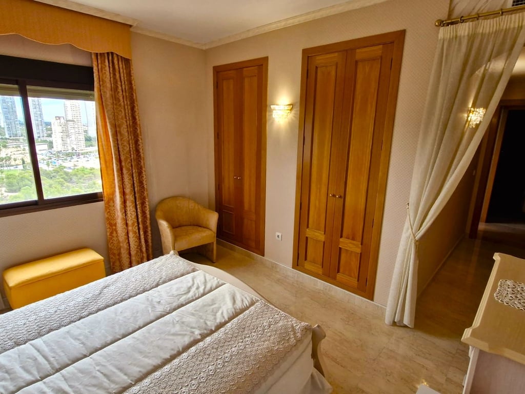 Property #RH20354 - 11