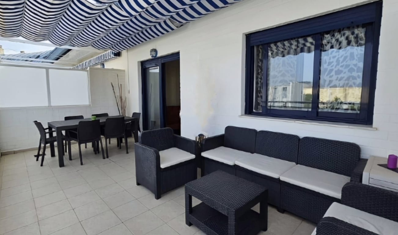 ÀTIC DÚPLEX DAVANT DEL MAR A DÉNIA: 102m² i Orientació Sud | Construït el 2008 amb Serveis de Luxe - 7