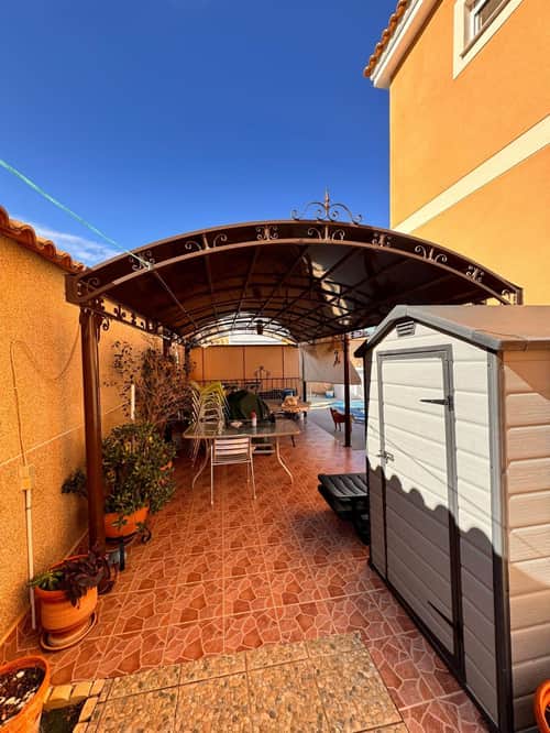 Villa met 4 slaapkamers in Cox — foto 17