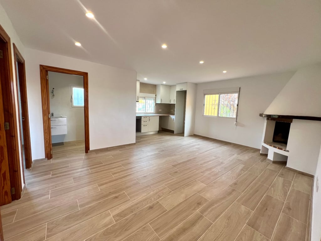 Villa rustica reformada en Jávea cerca de la playa del arenal - 2