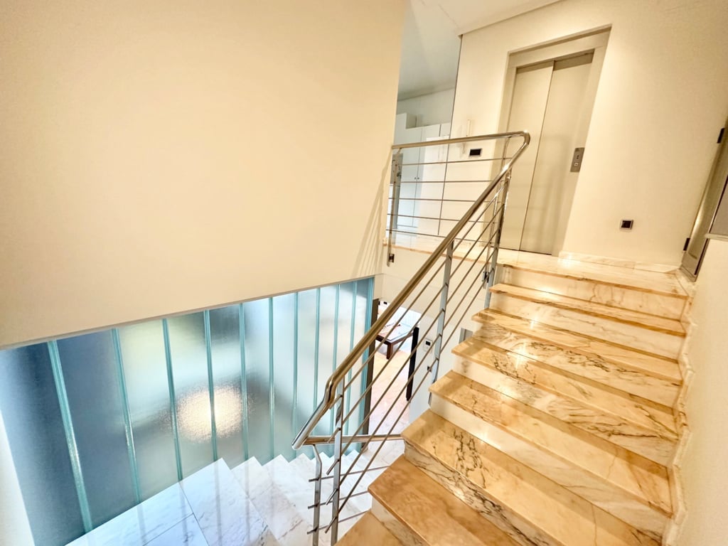 Espai, Llum i Disseny en una Casa Única a Pego - 30