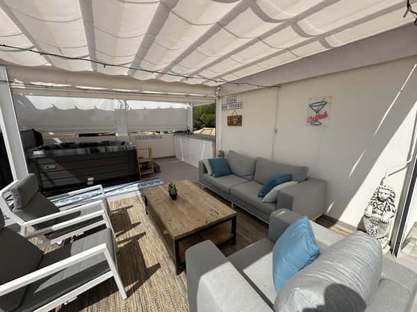 Penthouse met 2 slaapkamers in Orihuela Costa