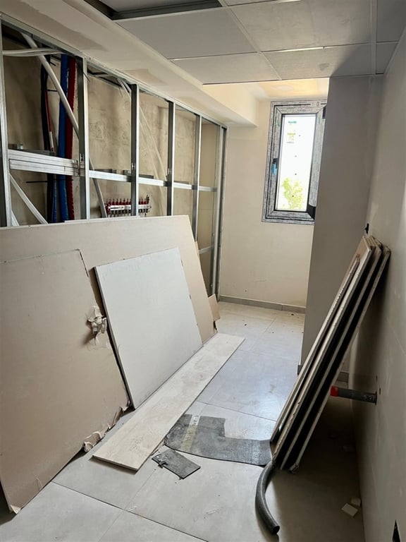 Property #RH20909 - 22