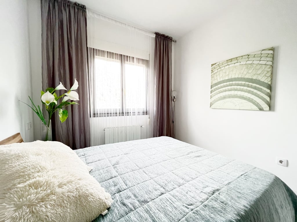 Property #RH20363 - 15