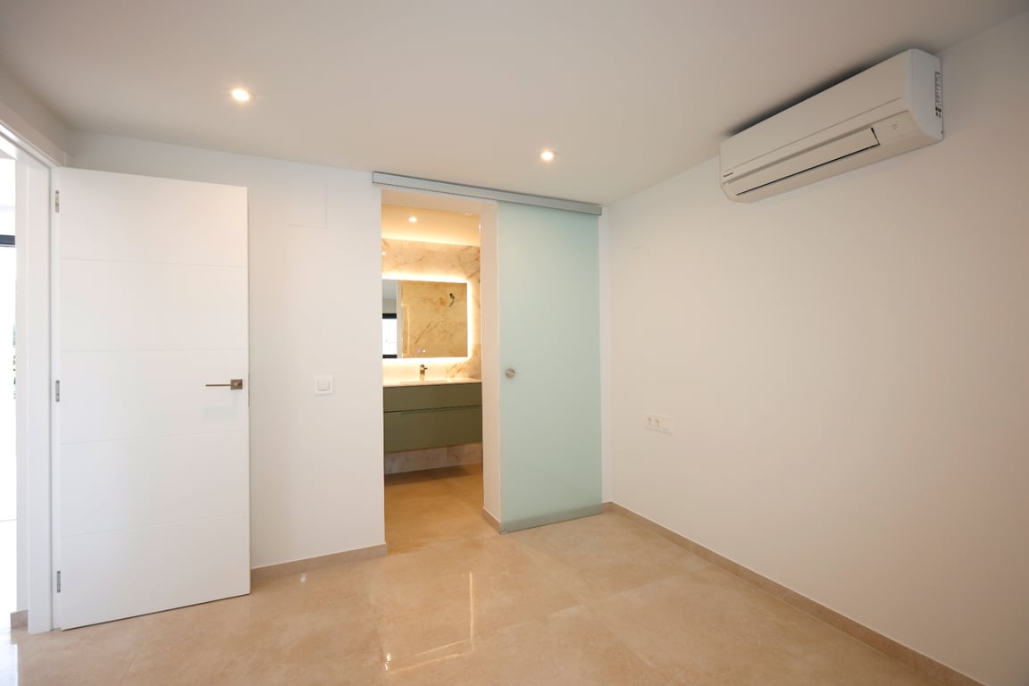 Villa de nueva construcción en venta en Los Pinos, Calpe - 16