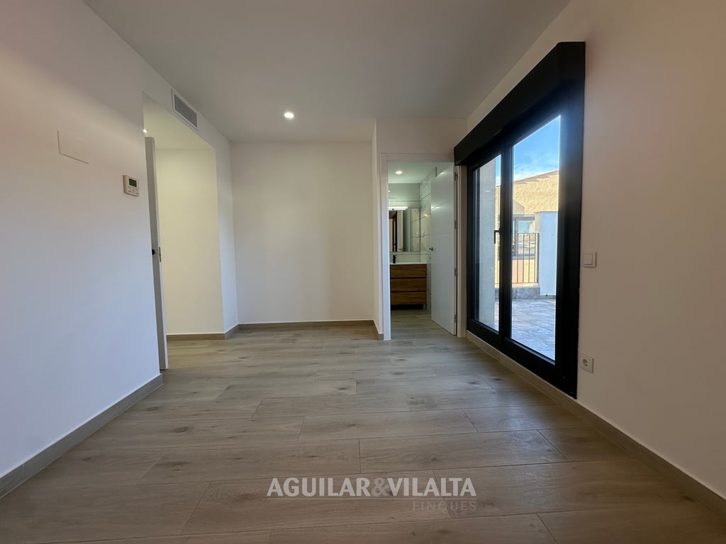 Brand-new house - 63