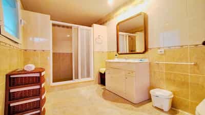 Property R4227046