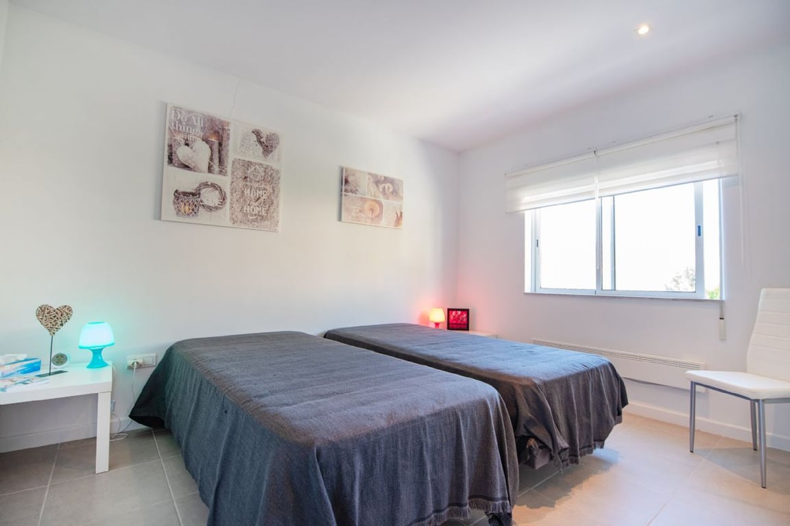 Property #RH20912 - 23