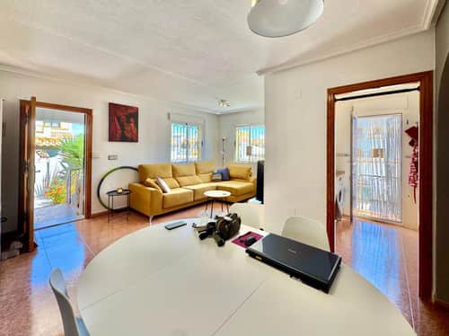 Rijwoning met 3 slaapkamers in Orihuela Costa — foto 3