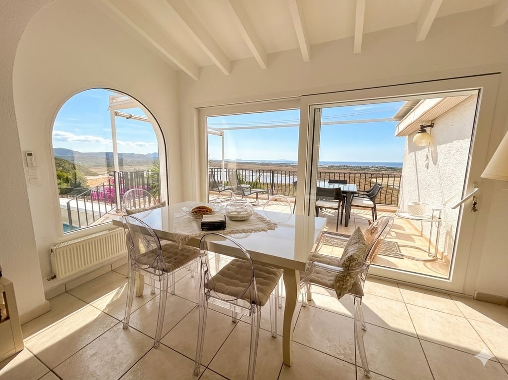 3-bed Villa in Pego photo 3