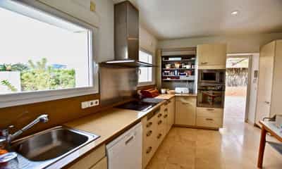 Property R4128916