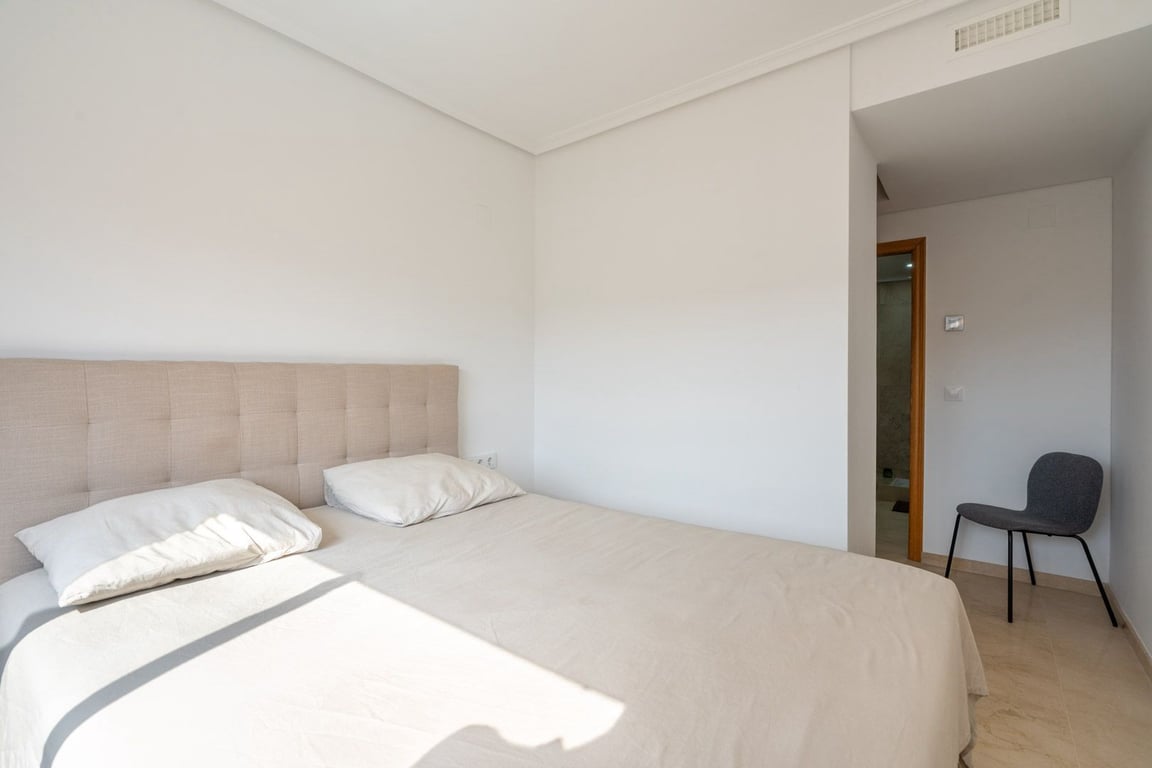 APARTAMENTO MARINETA 3 DORMITORIOS - 12