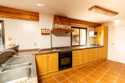 Property R4293706