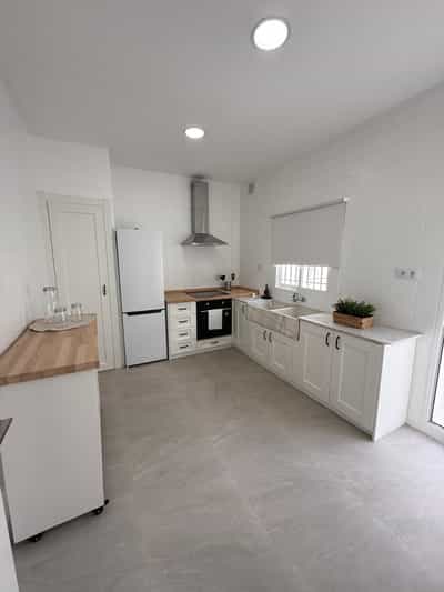   Alquiler casa en casinos 6