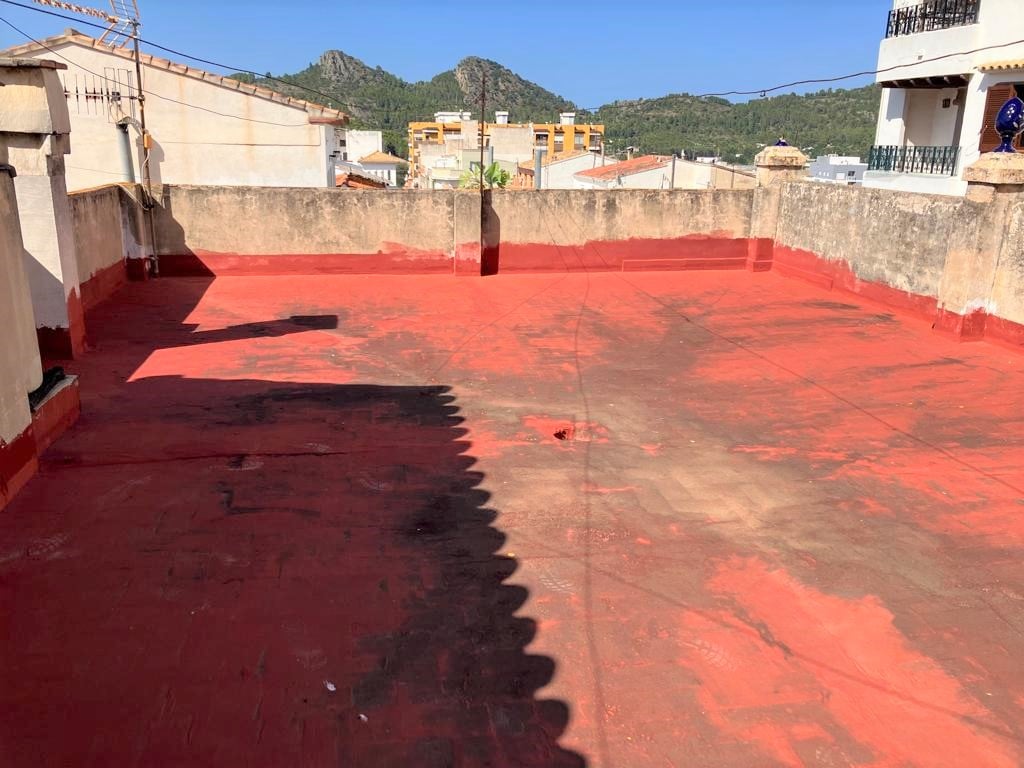 Casa de pueblo con terraza y patio en Pedreguer - 3