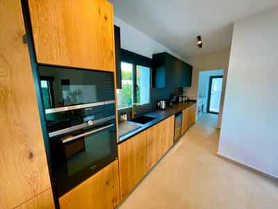 Property #AD 143