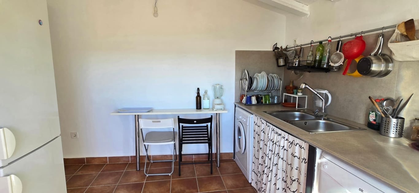 Property #RH21229 - 24