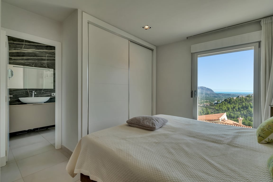 LS-303001 - Villa in Orba