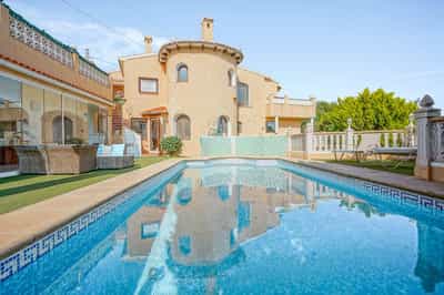 Property R4680067