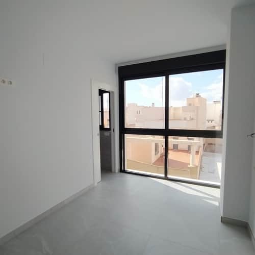 Appartement met 2 slaapkamers in Torrevieja — foto 24