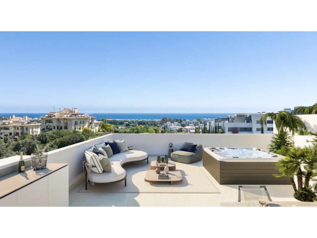 Ático de 2 dormitorios con solárium privado de 81 m² en Costa del Sol