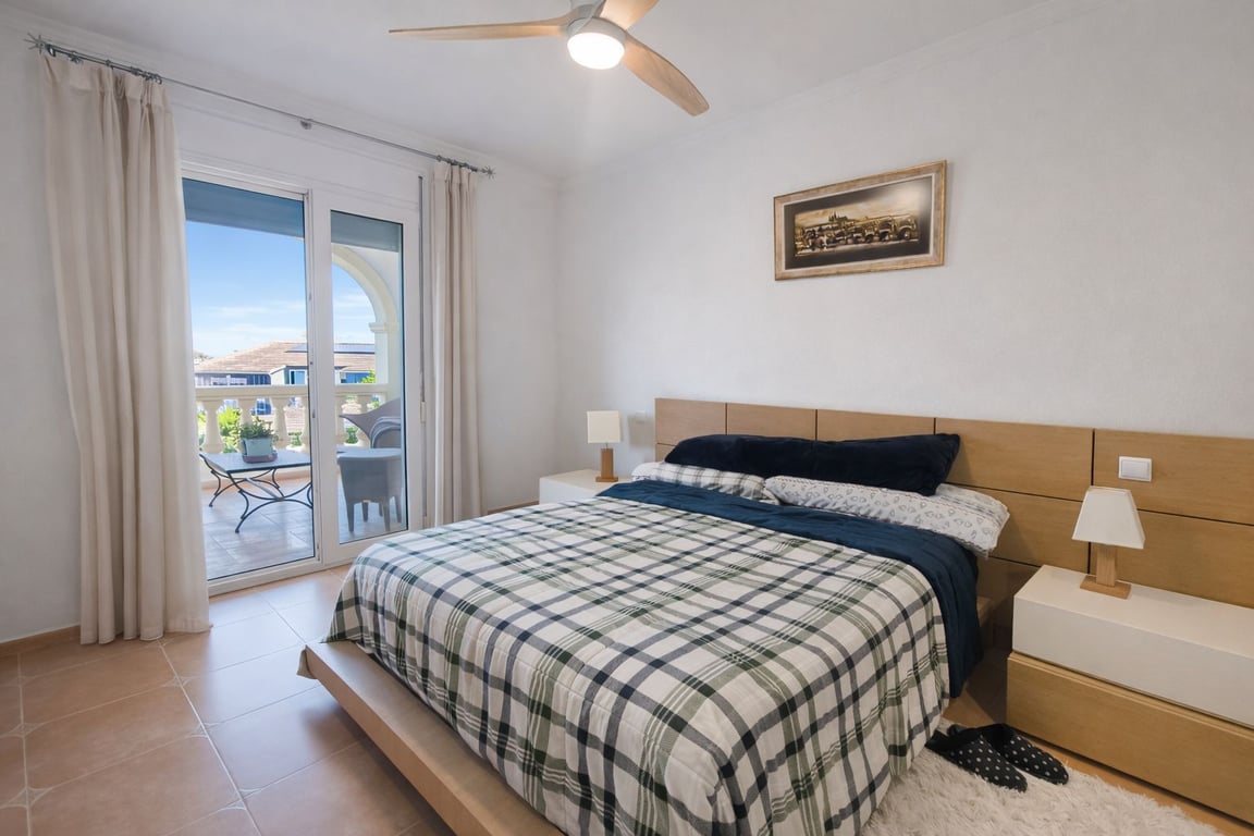 Villa de 3 dormitorios, apartamento de invitados y vistas al mar en el Montgó, Dénia - 15