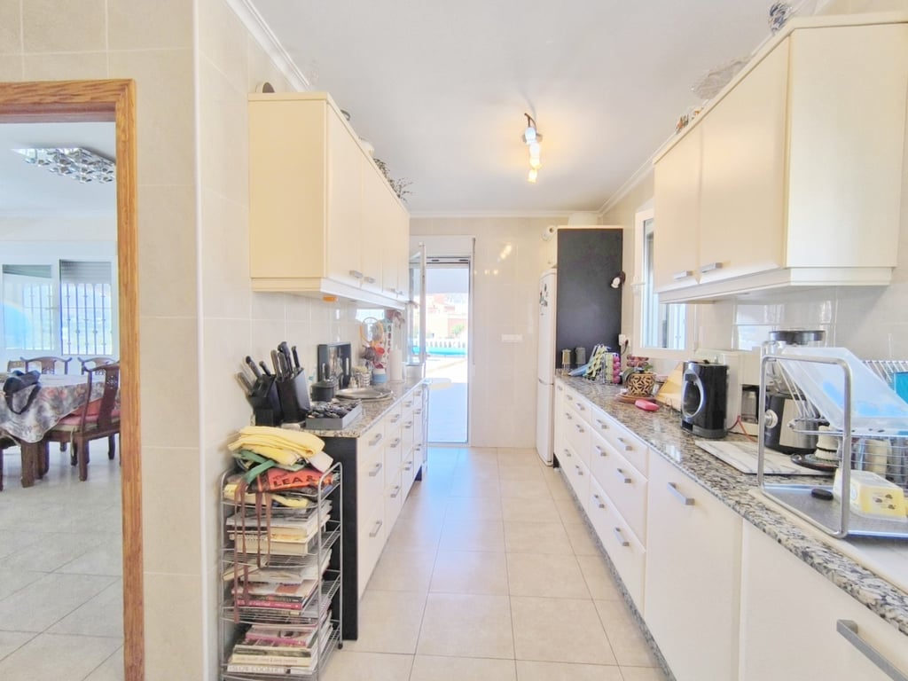 Vila a la venda a Pego - 18