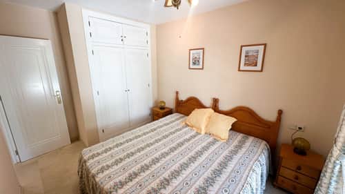 Rijwoning met 2 slaapkamers in Orihuela Costa — foto 24