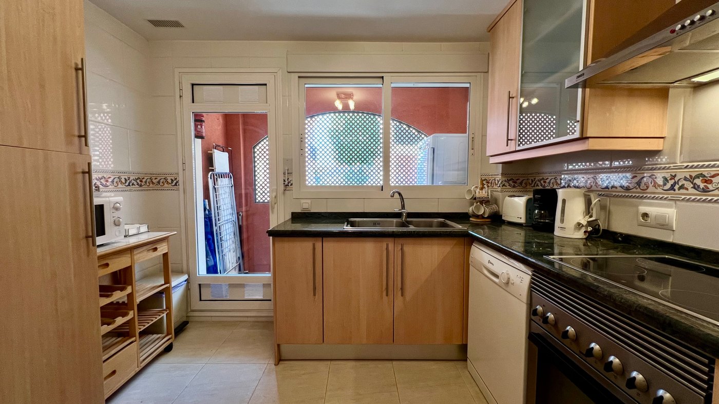 Casa Rial — Bright 3‑Bedroom Apartment near Arenal Beach