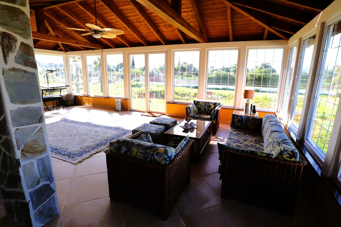 6-bed Villa in Pedreguer photo 13