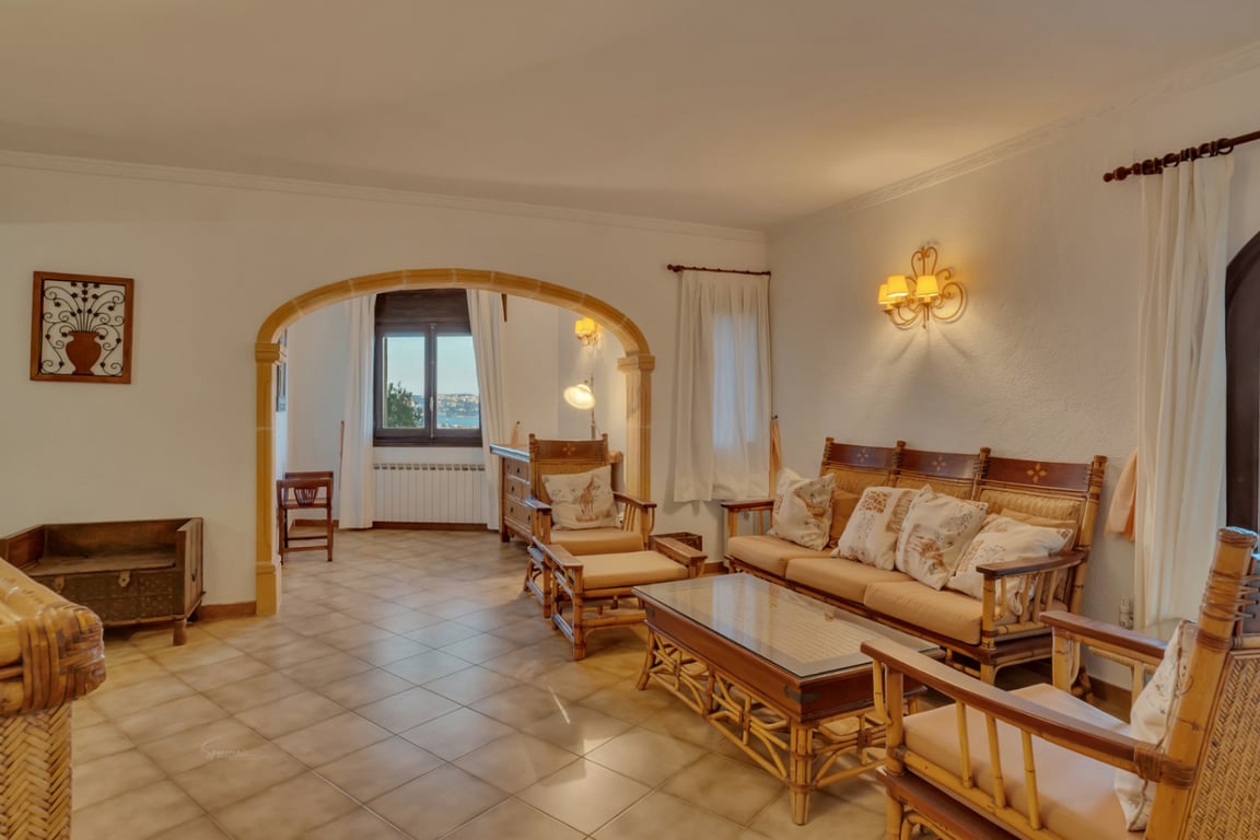 Villa a la venta con impresionantes vistas al mar - 35