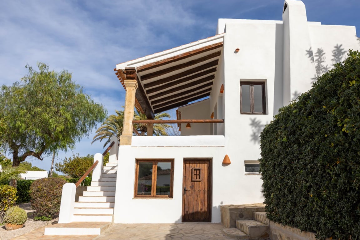 Villa Ibicenca reformada en la zona del Tosalet, en Jávea - 9