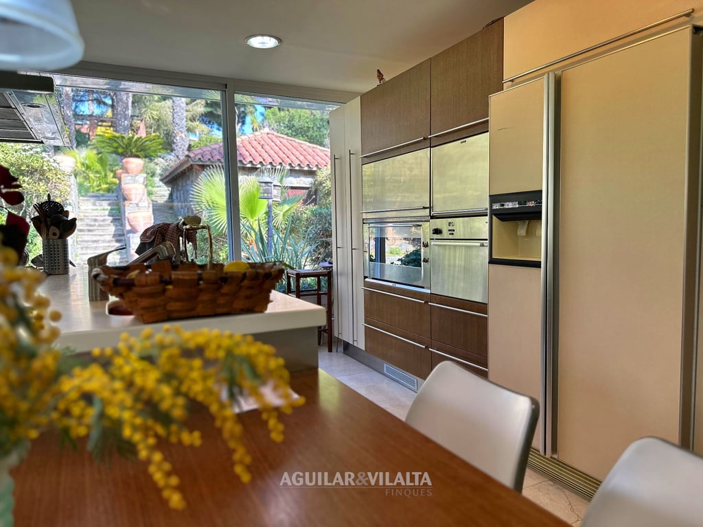Exclusive villa in Can Teixidó with sea views - 77