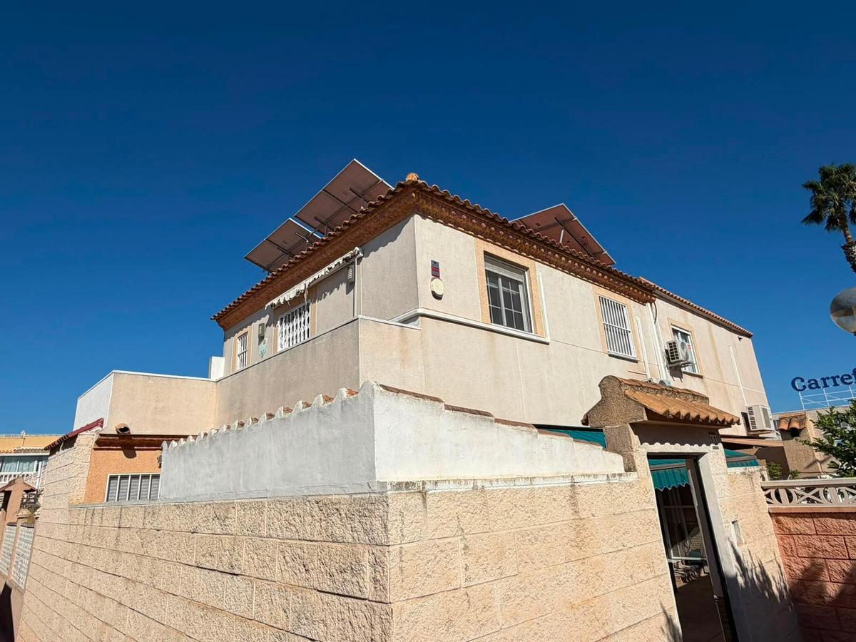 Rijwoning met 3 slaapkamers in Torrevieja