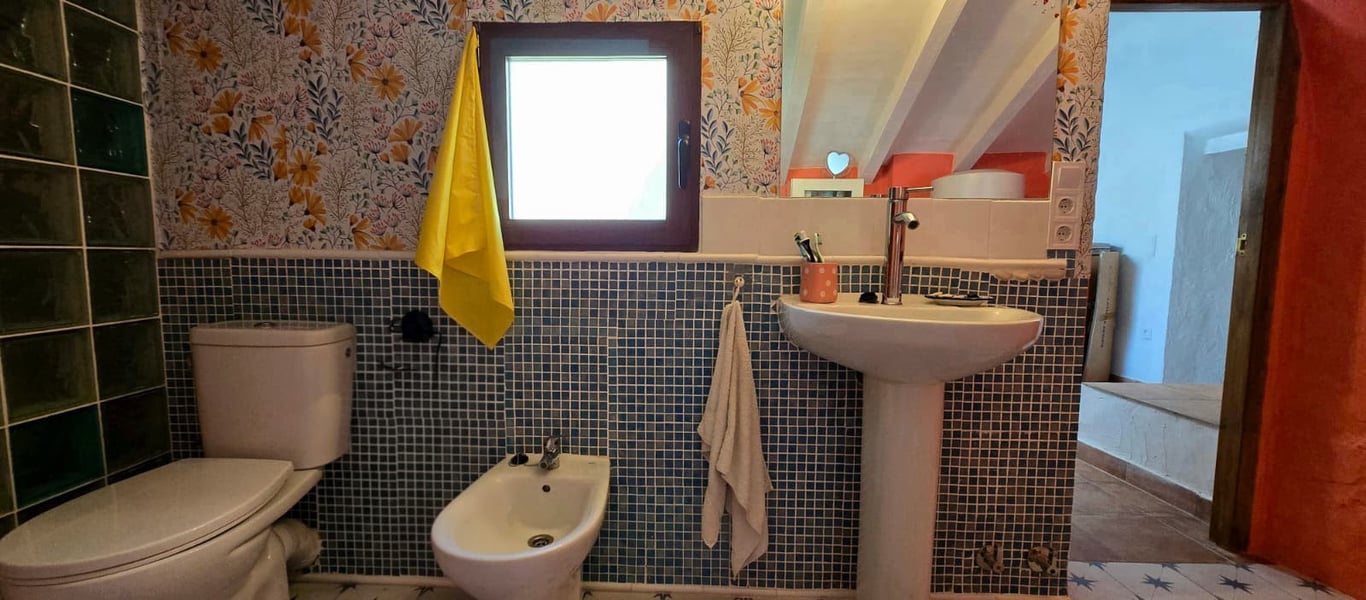 Property #RH21229 - 16