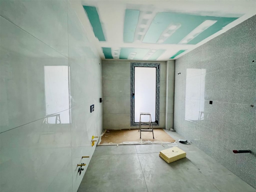 Property #RH20909 - 11