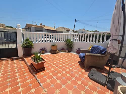 Gezellig geschakeld huis met terrassen en solarium in Los Balcones — foto 46