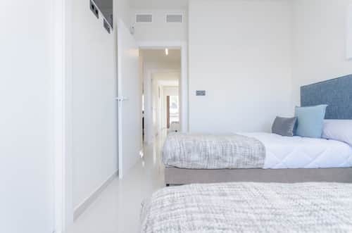 Nieuwbouwbungalow met groot terras in Los Balcones, Torrevieja — foto 15