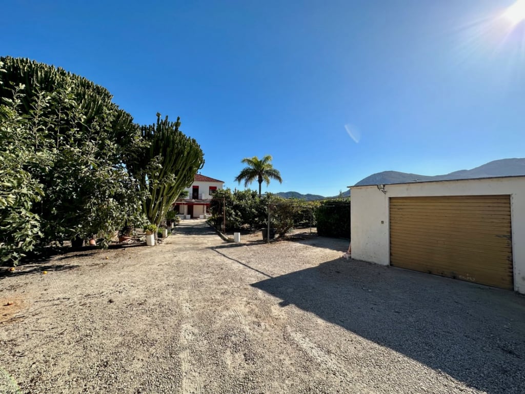 Finca rústica i urbana a Pego - 3