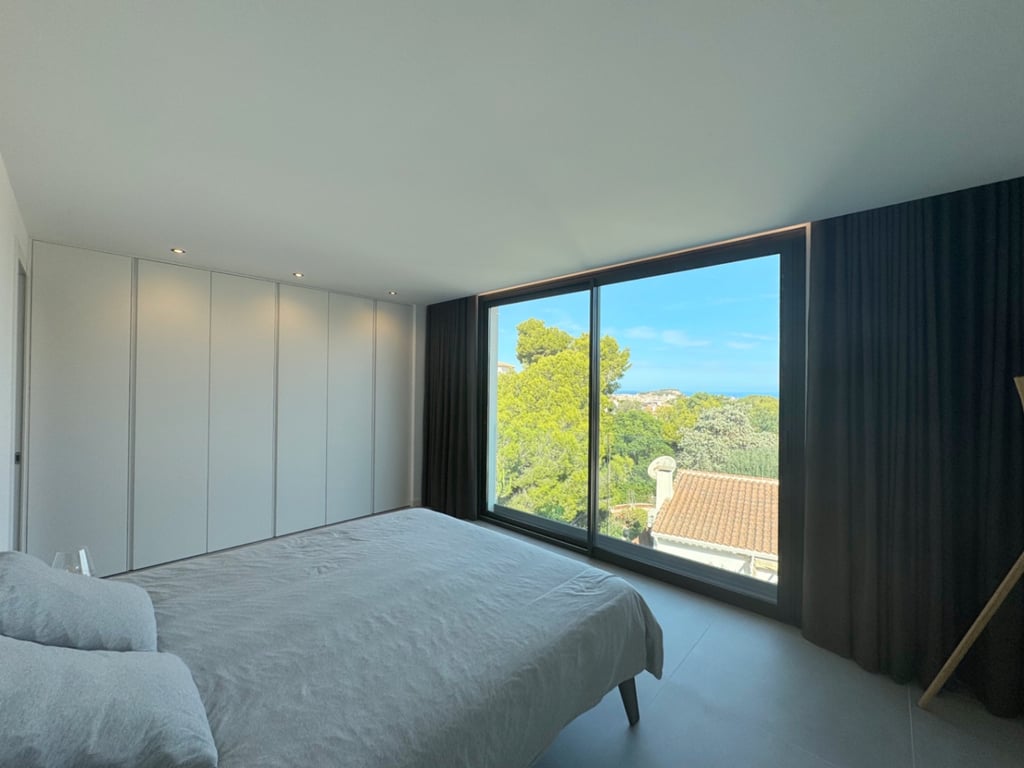 Chalet con vistas al Montgó, eficiencia energética A y piscina climatizada – Denia - 21