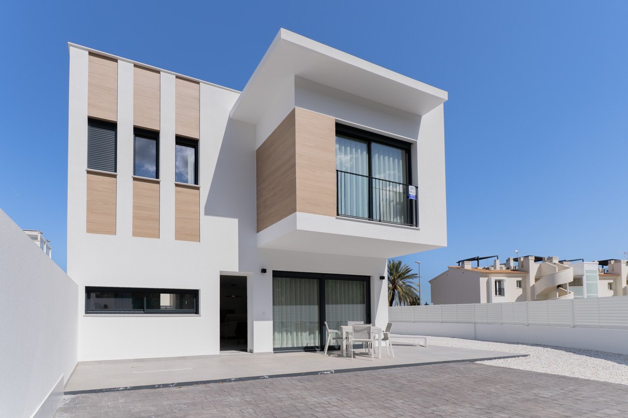 Villa de nueva construcción en Tossal Gross, Dénia — 3 dormitorios · 3 baños · Vistas al Montgó
