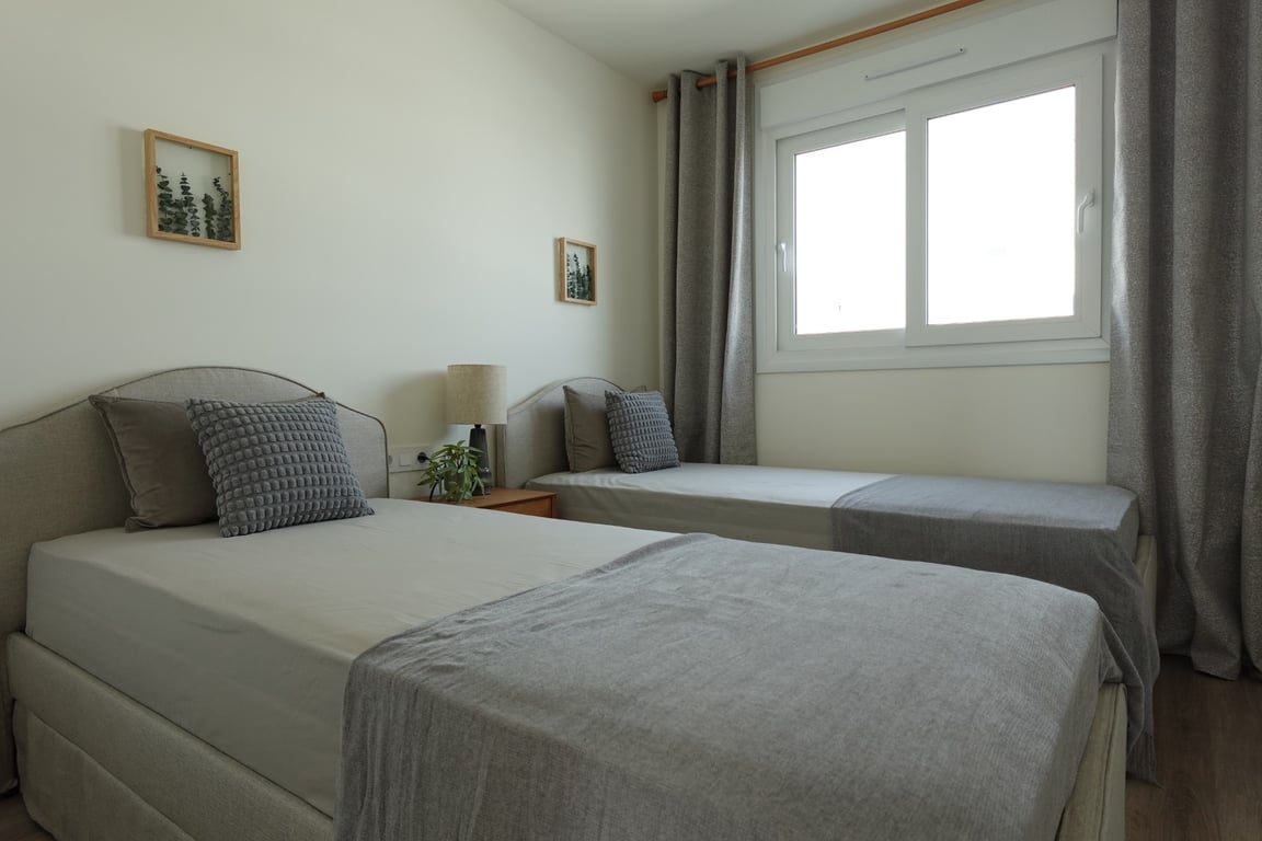 Property #RH20398 - 10