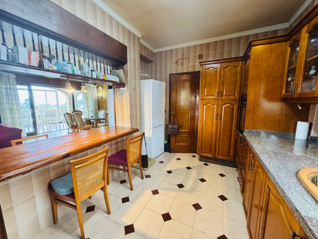 Dénia. Chalet amplio con vistas al mar en venta - 47